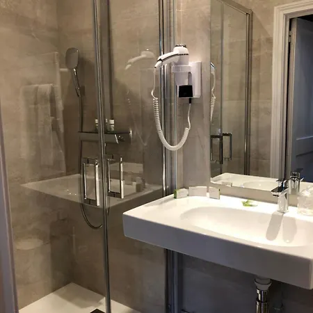 Hotel La Fleurie Beaune (Cote d'Or)
