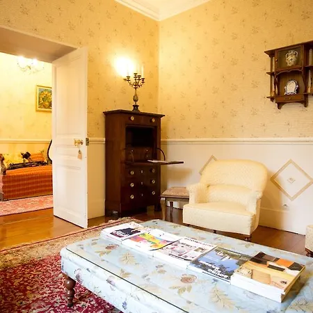 Hotel La Fleurie Beaune (Cote d'Or)
