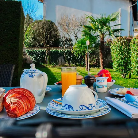 Hotel La Fleurie Beaune (Cote d'Or)