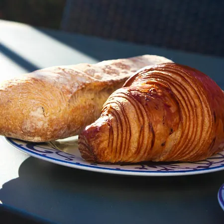 La Fleurie Beaune (Cote d'Or)