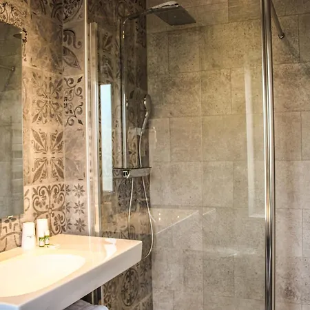 La Fleurie Beaune (Cote d'Or)