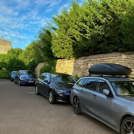 Otel La Fleurie Beaune (Cote d'Or)