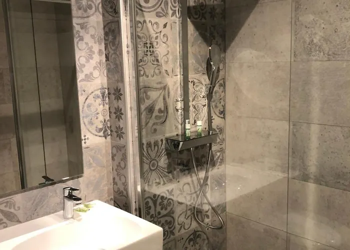 ラ フルーリィ 4* ボーヌ