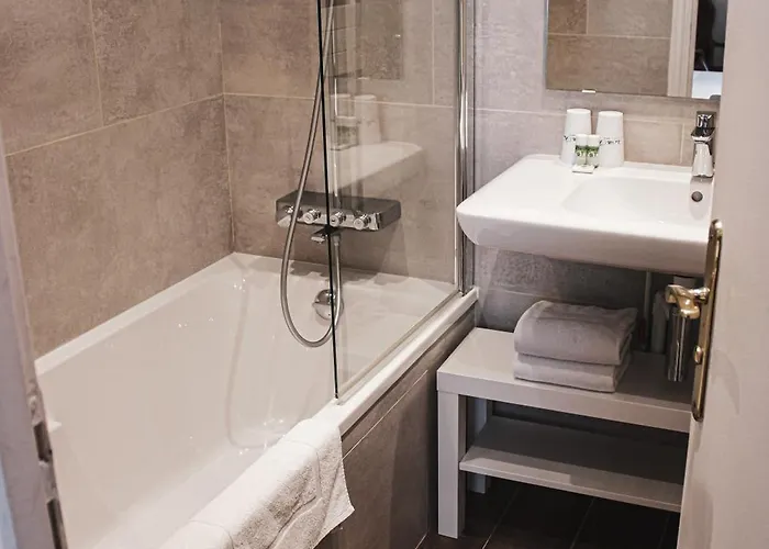 ラ フルーリィ 4*