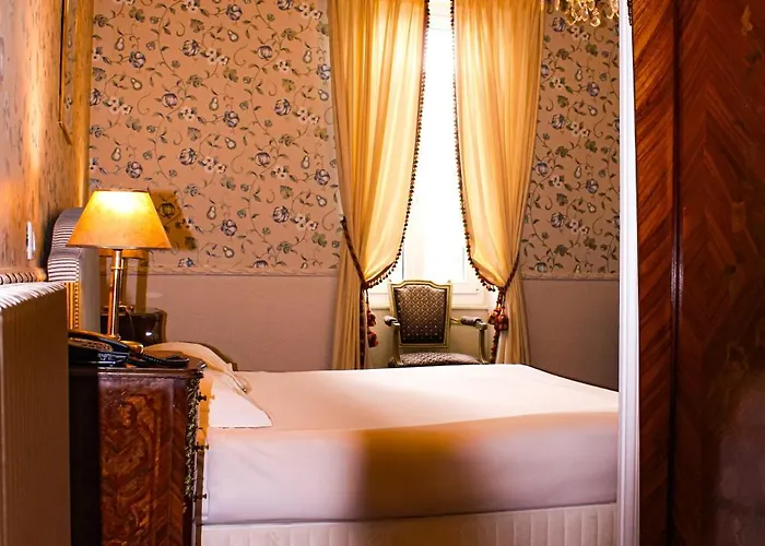 La Fleurie 4* Beaune (Cote d'Or)